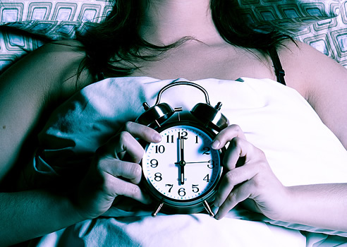 How Night Owls Can Get to Bed Earlier